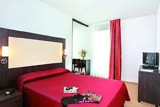 Appart'city Nantes Aparthotel 2*
